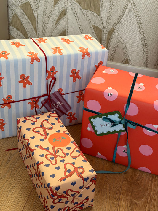 Cadeaupapier - Bow & Hearts